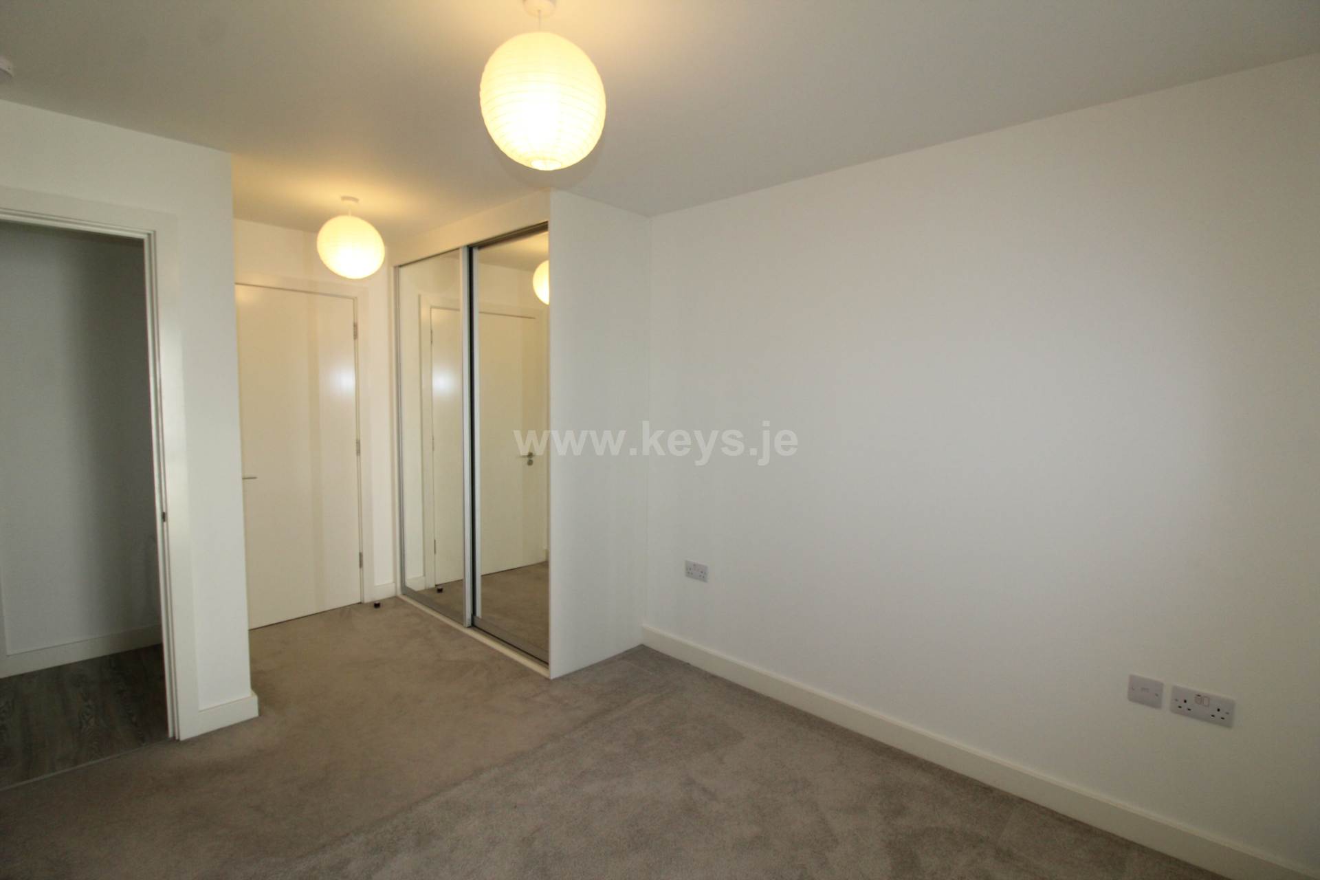 St Saviours Road, St Saviour, Image 12