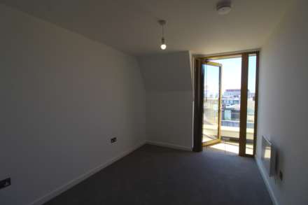 Merchant Square, St Helier, Image 5