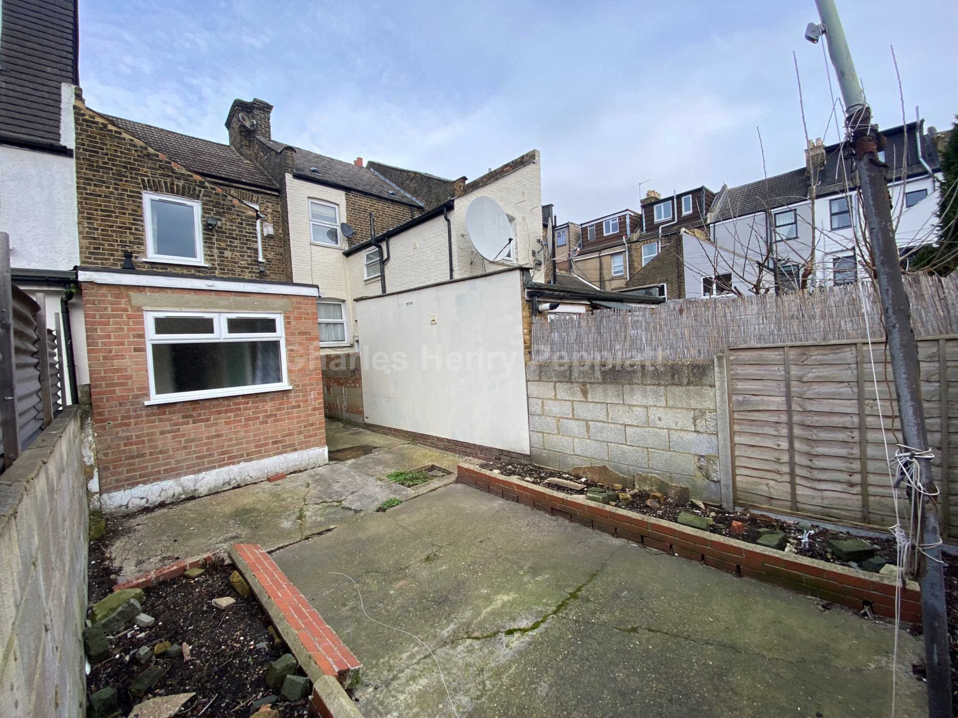 Cranbourne Road, London, E15, Image 15