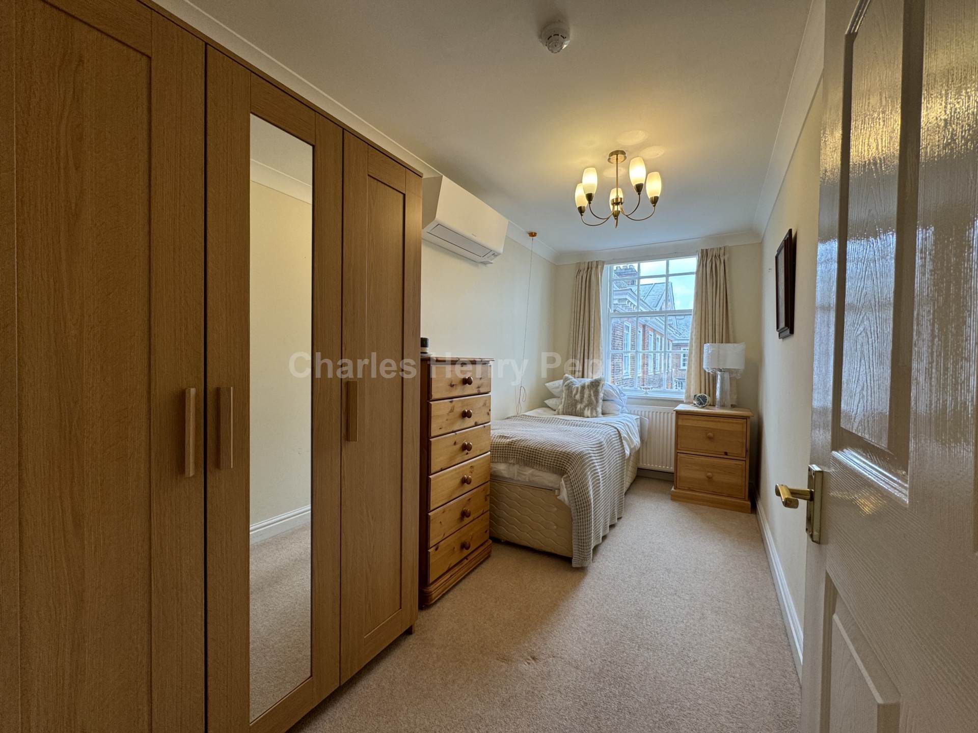 Cannon Hill, Southgate, N14, Image 8