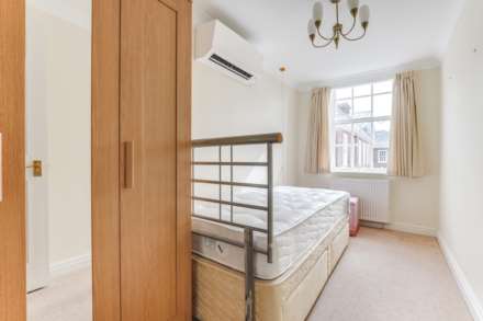 Cannon Hill, London, N14, Image 13