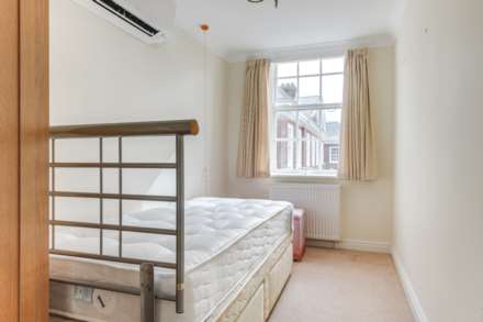 Cannon Hill, London, N14, Image 14