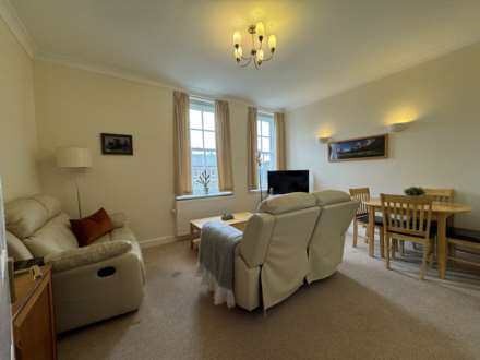 Cannon Hill, Southgate, N14, Image 3