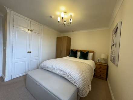 Cannon Hill, Southgate, N14, Image 5