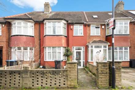 3 Bedroom Terrace, The Larches, Palmers Green, N13