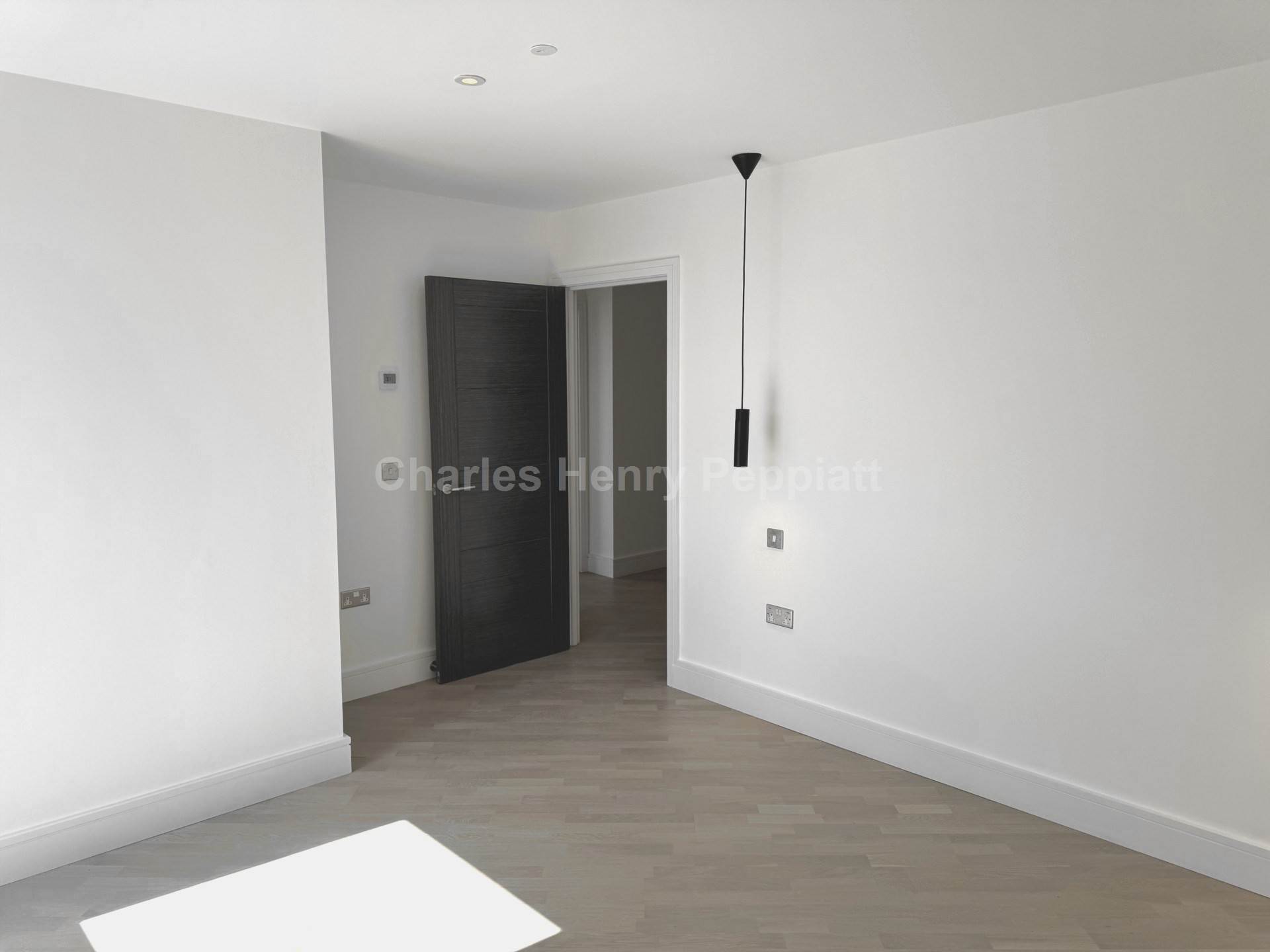 Beacon House, Pickard Close, N14, Image 5