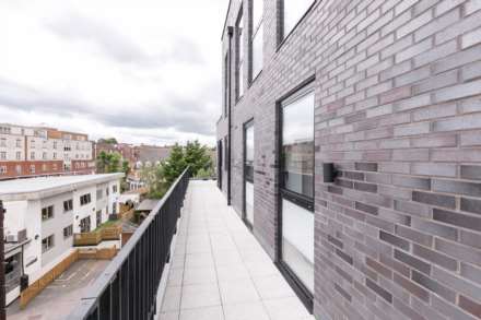 Beacon House, Pickard Close, N14, Image 11