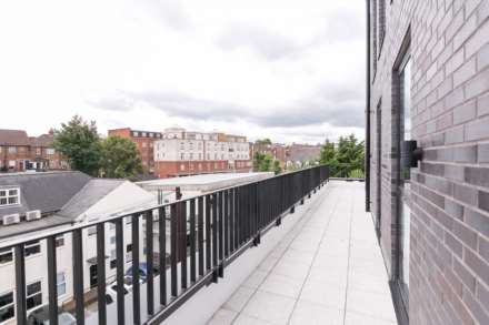 Beacon House, Pickard Close, N14, Image 12
