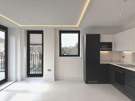 Beacon House, Pickard Close, N14, Image 3