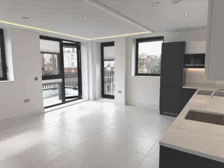 Beacon House, Pickard Close, N14, Image 8