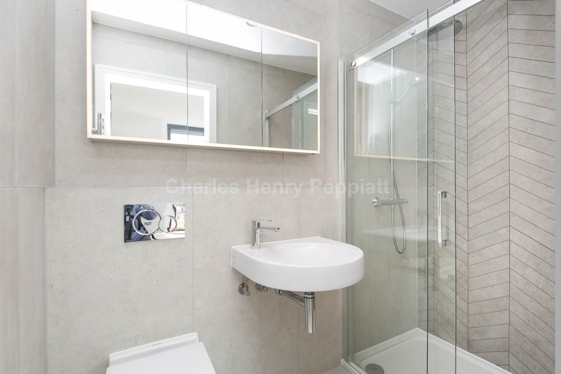 Dudley House, Pickard Close, N14, Image 6
