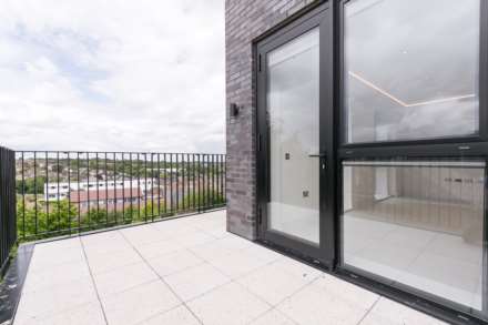 Dudley House, Pickard Close, N14, Image 10