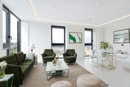 Dudley House, Pickard Close, N14, Image 2