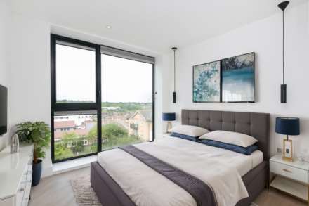 Dudley House, Pickard Close, N14, Image 5