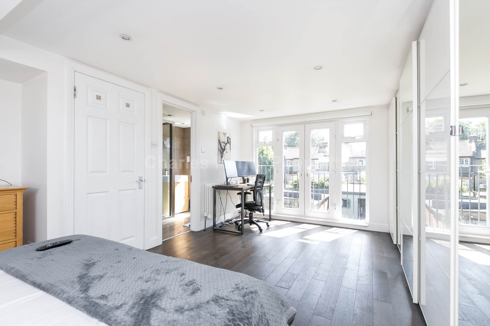 Mayfair Terrace, Southgate N14, Image 11