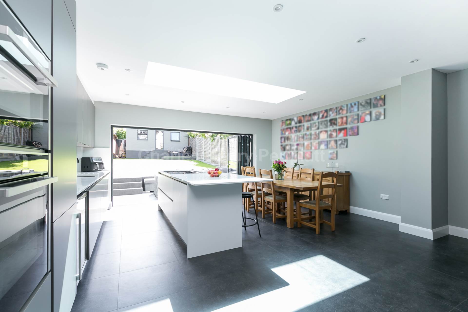 Mayfair Terrace, Southgate N14, Image 3