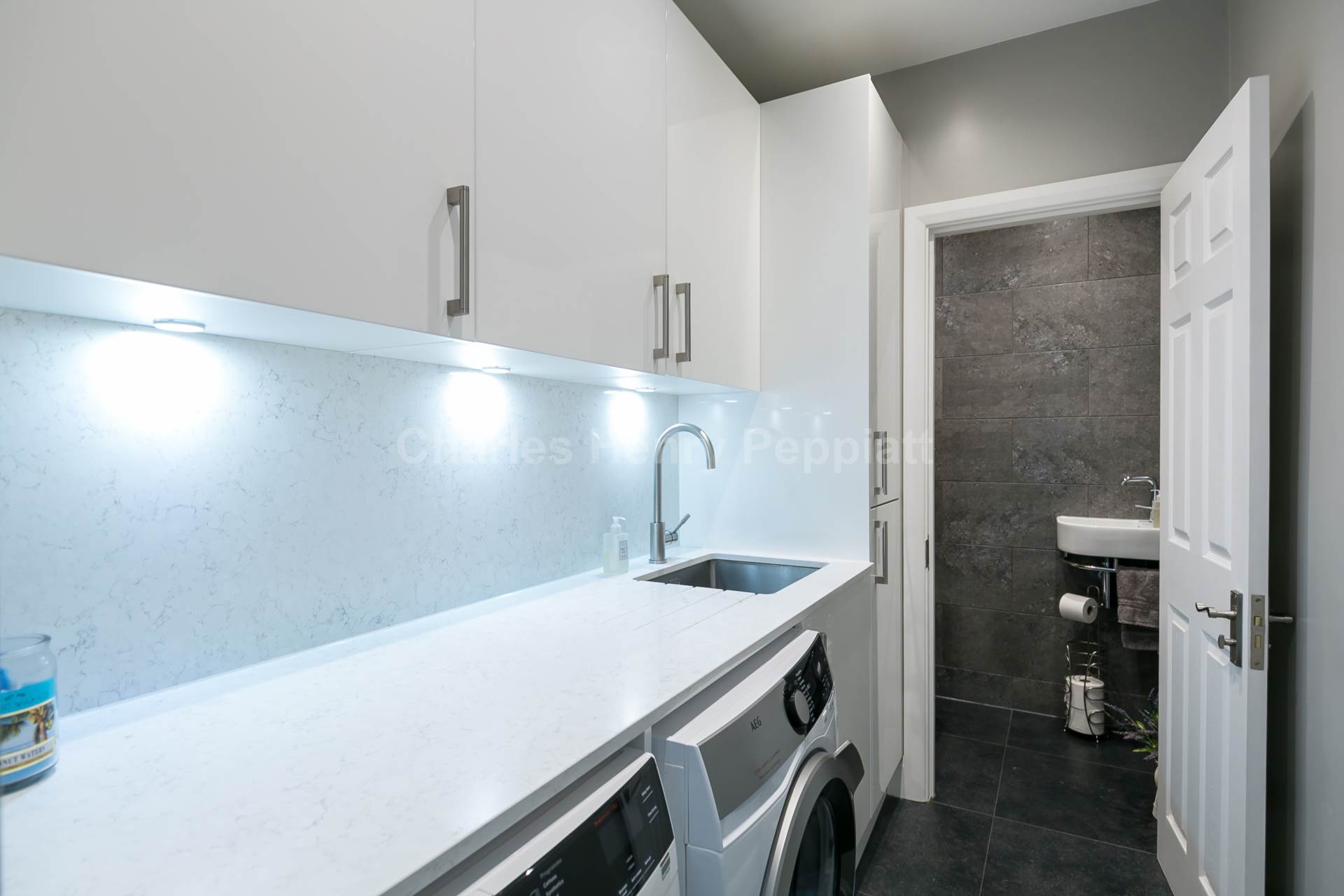 Mayfair Terrace, Southgate N14, Image 5
