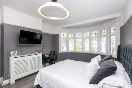 Mayfair Terrace, Southgate N14, Image 8