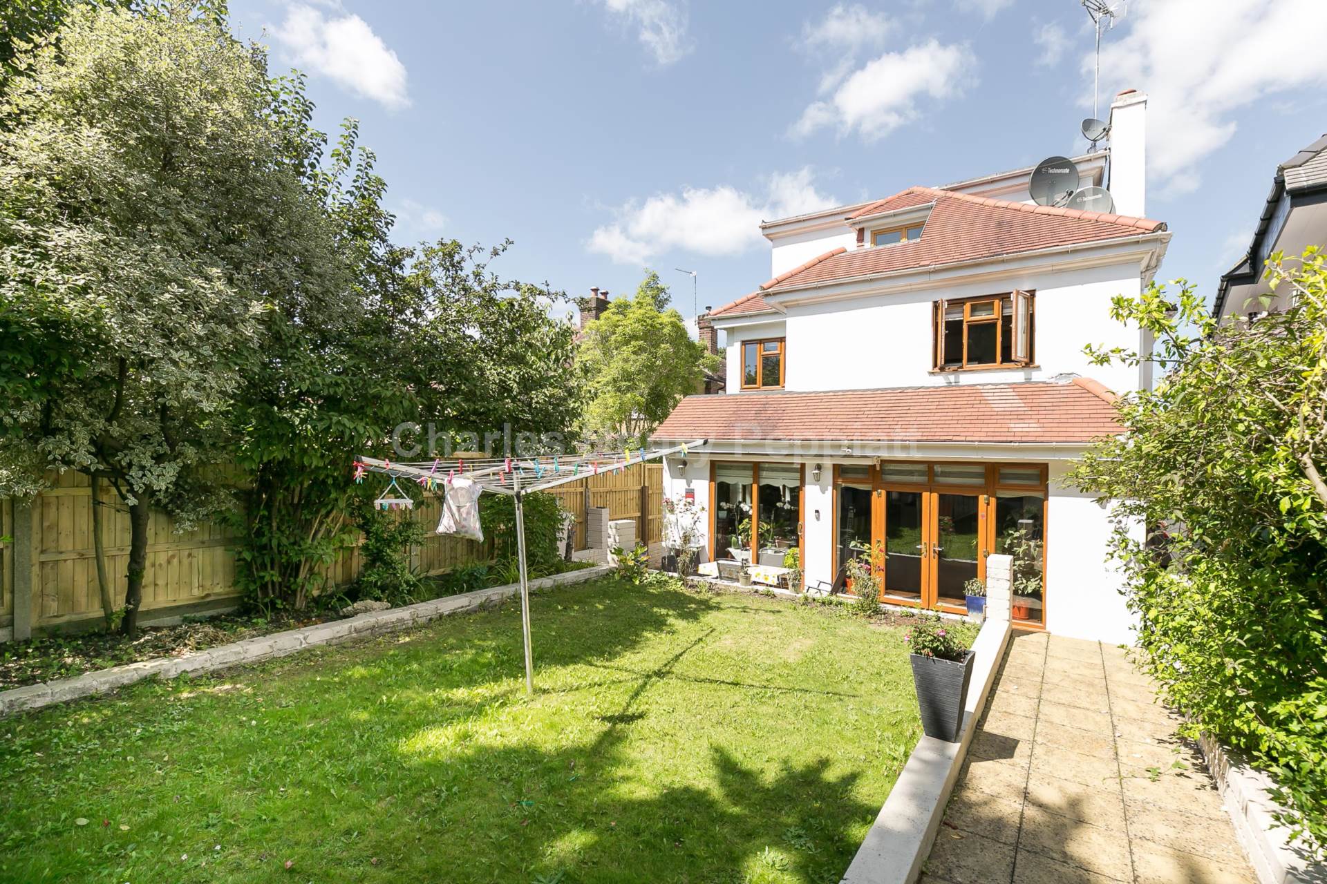 Winchmore Hill Road, Southgate, N21, Image 1