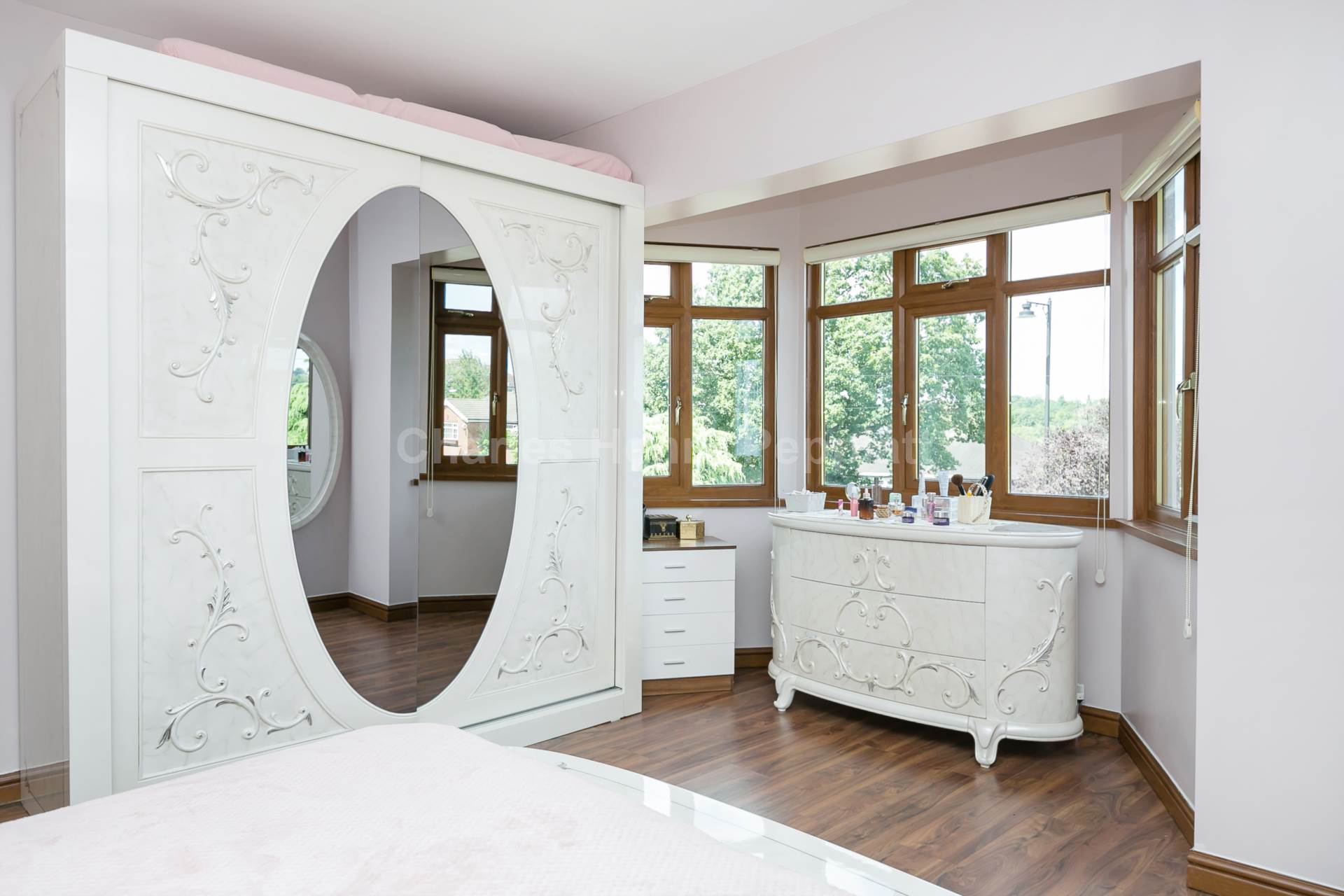 Winchmore Hill Road, Southgate, N21, Image 11