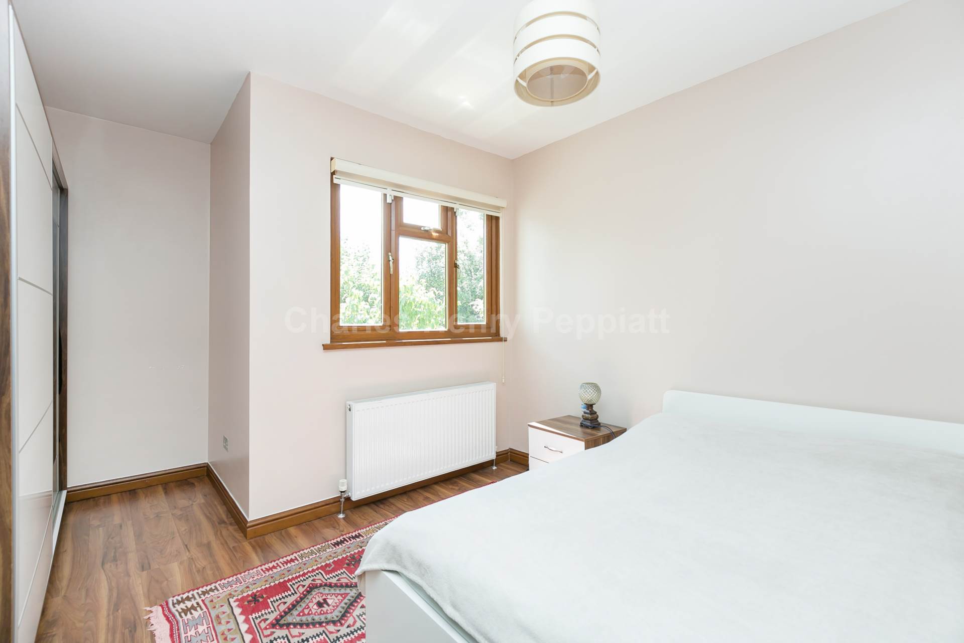 Winchmore Hill Road, Southgate, N21, Image 12