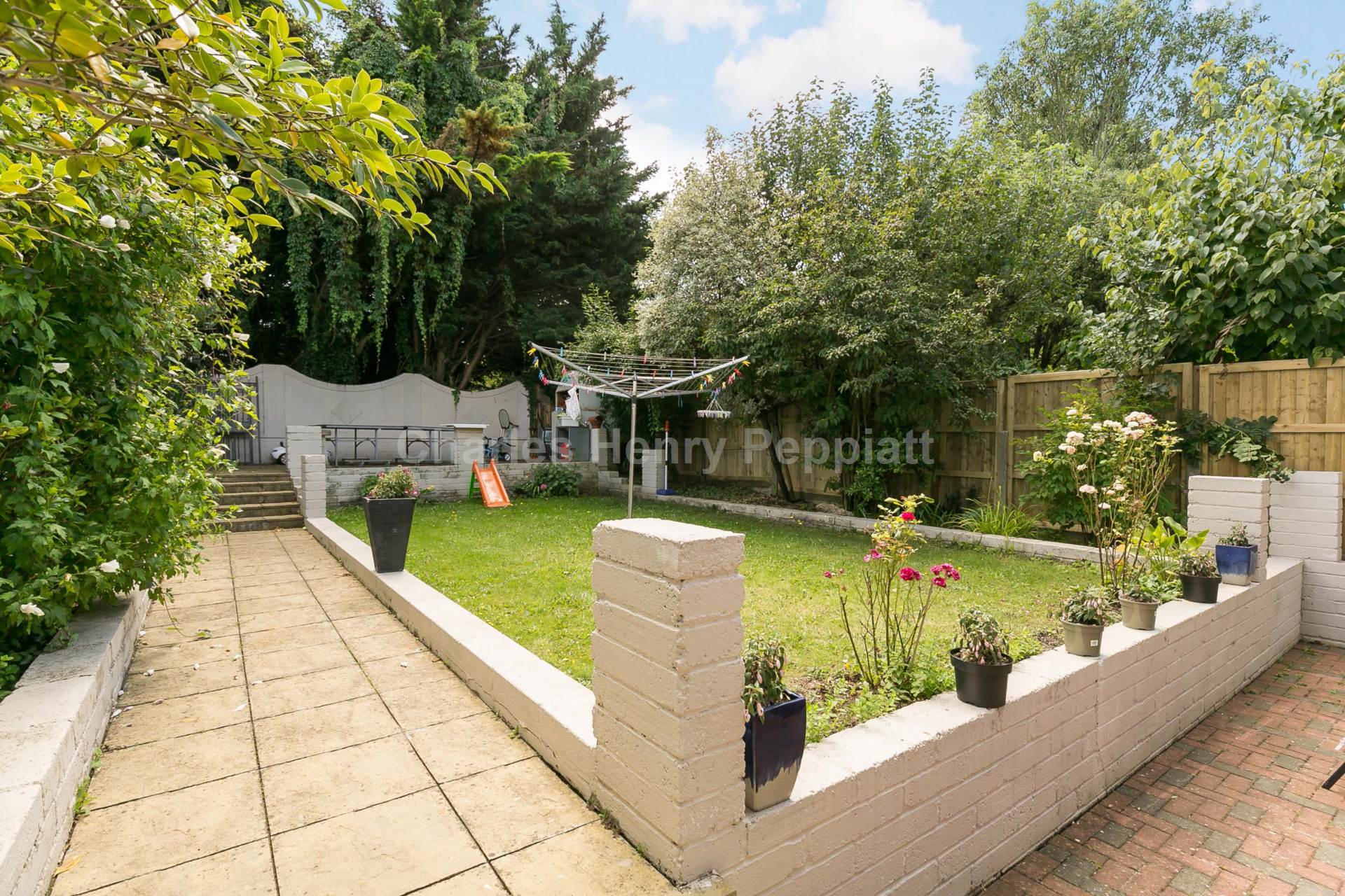 Winchmore Hill Road, Southgate, N21, Image 19