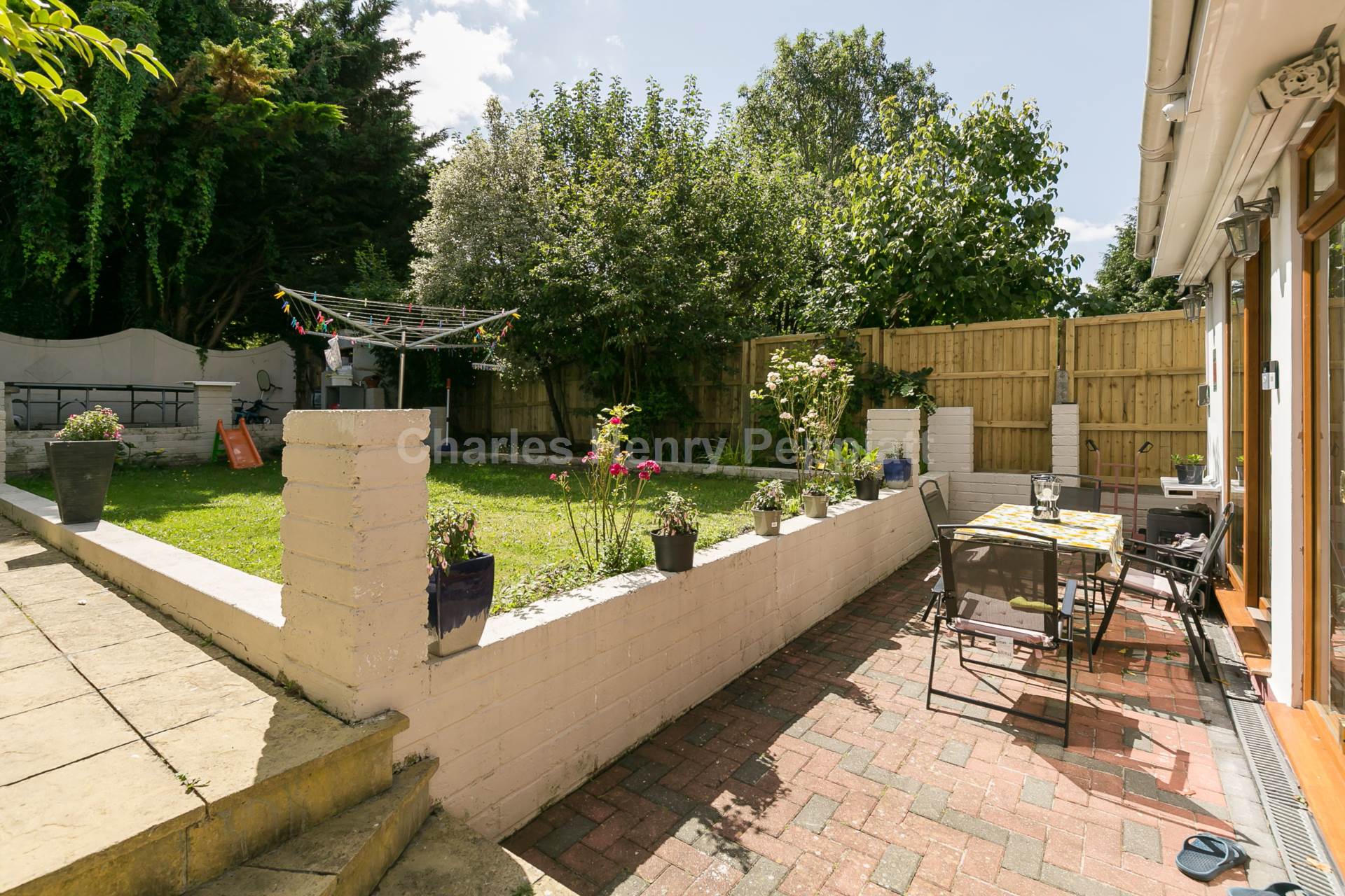Winchmore Hill Road, Southgate, N21, Image 20