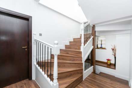 Winchmore Hill Road, Southgate, N21, Image 9