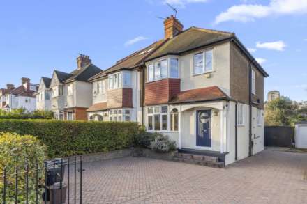 3 Bedroom Semi-Detached, Sutherland Grove, Wandsworth
