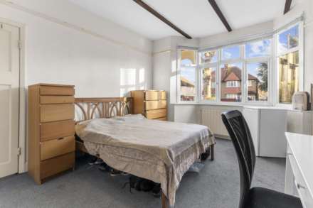 Sutherland Grove, Wandsworth, Image 16
