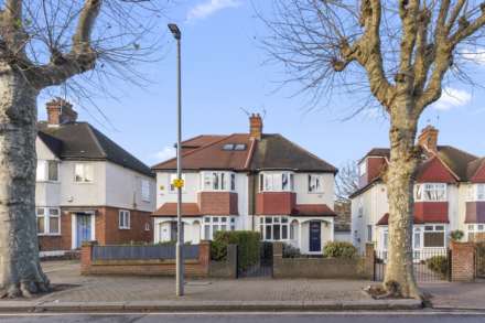 Sutherland Grove, Wandsworth, Image 21