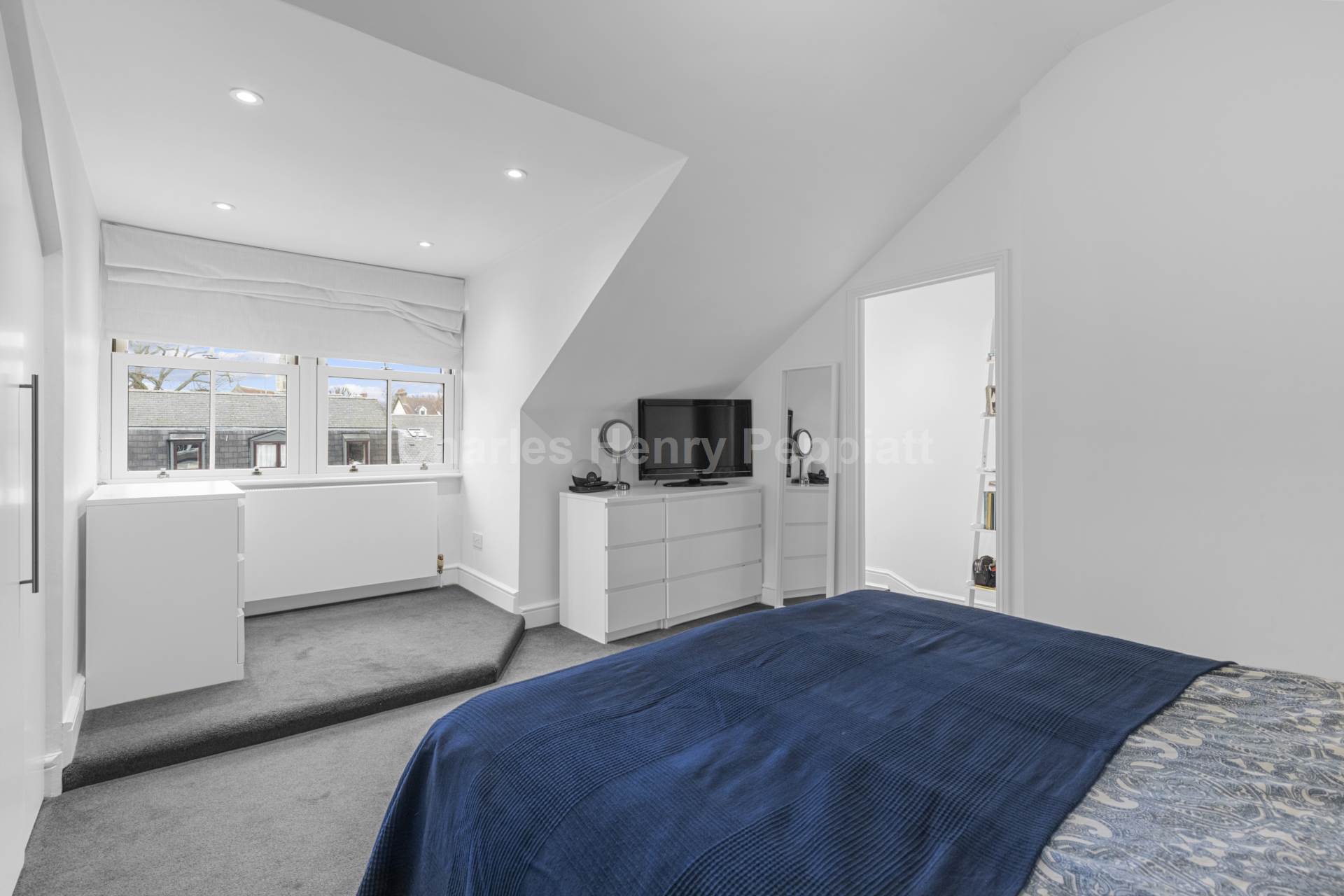Bycullah Road, Enfield, EN2, Image 15