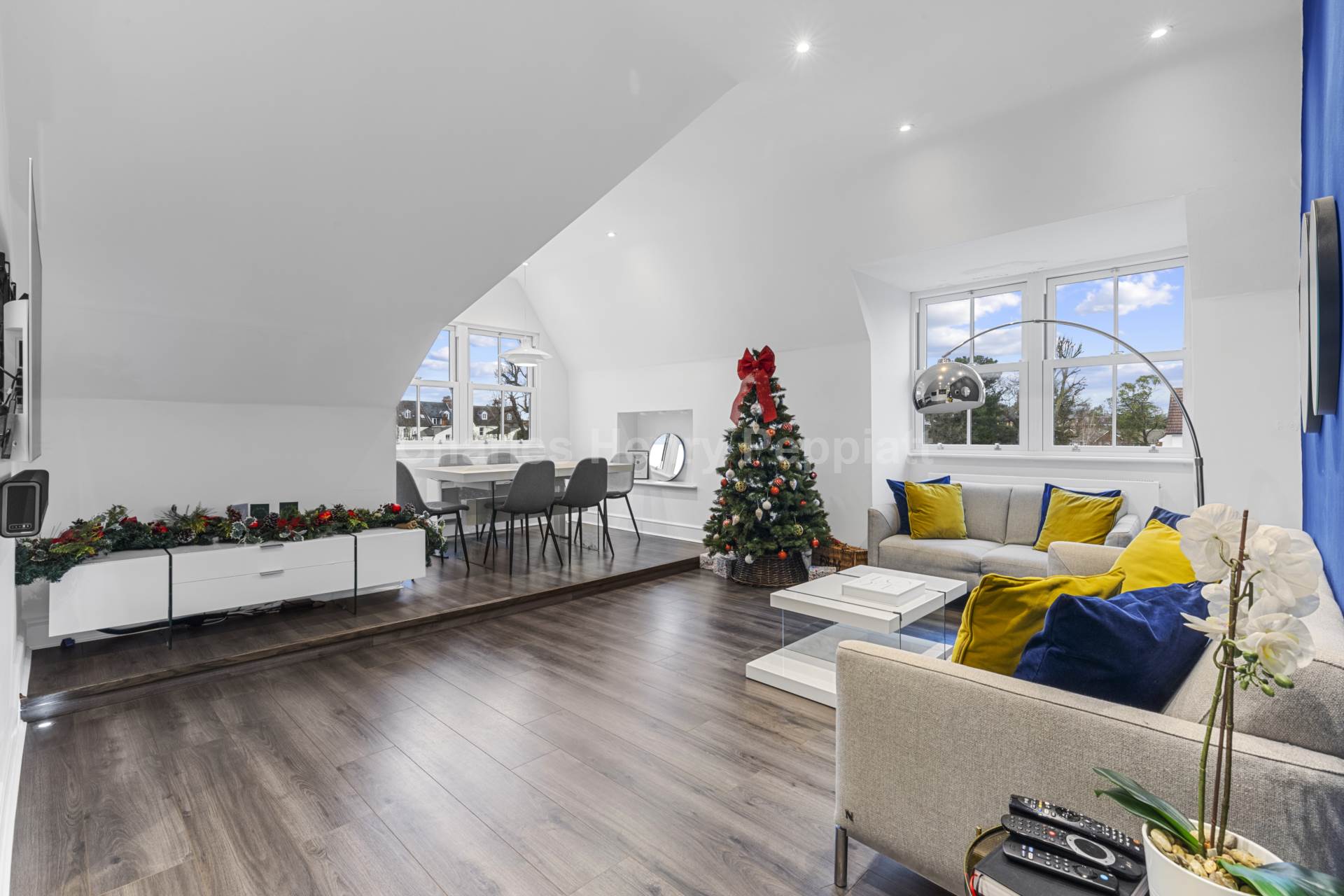 Bycullah Road, Enfield, EN2, Image 8