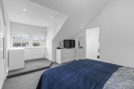 Bycullah Road, Enfield, EN2, Image 15