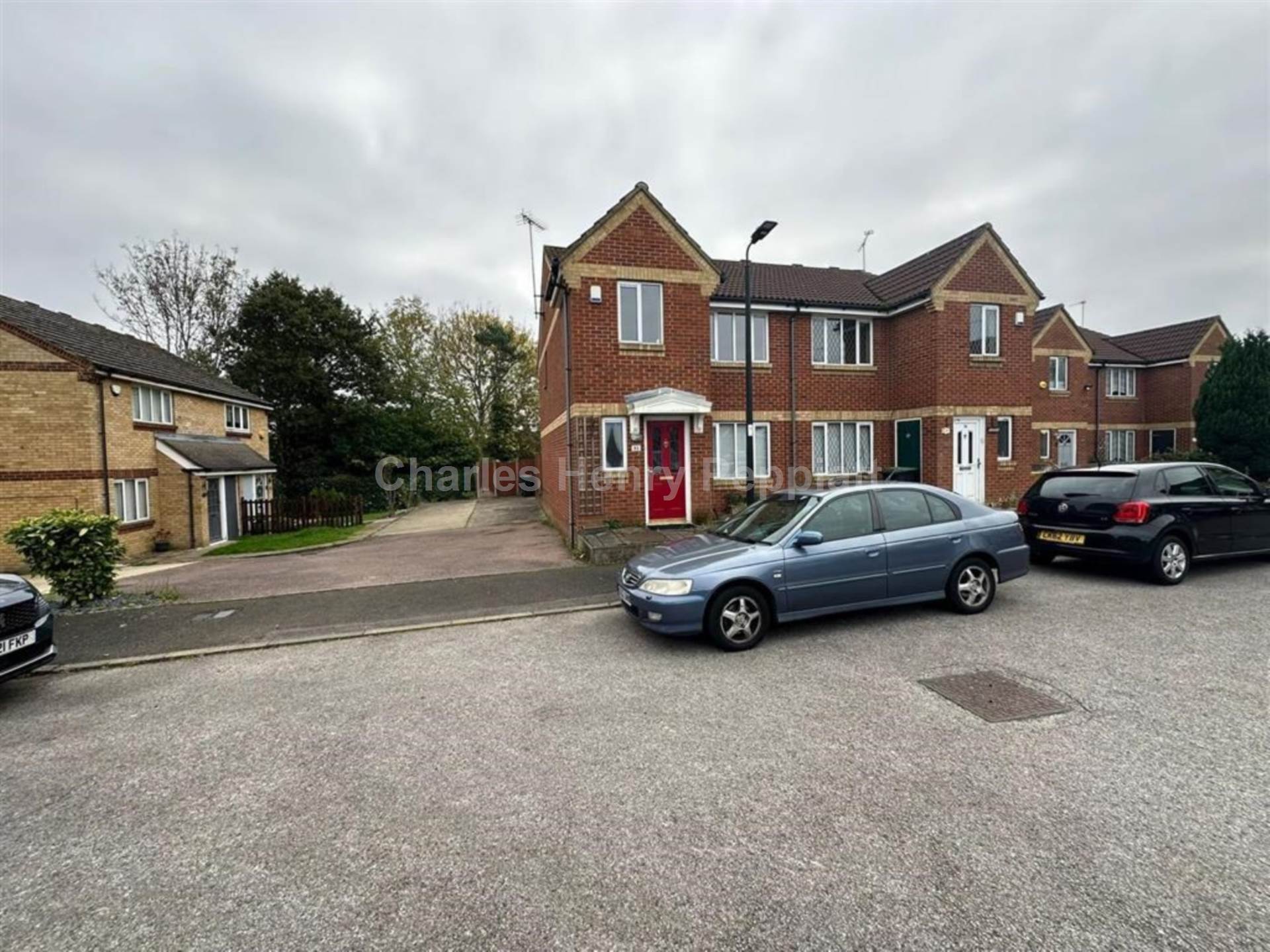 Foxmead Close, Oakwood, EN2, Image 1