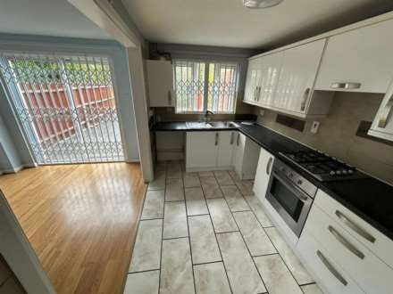 Foxmead Close, Oakwood, EN2, Image 3