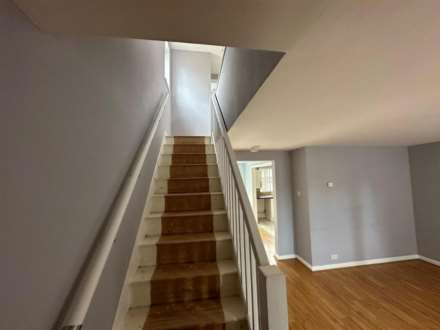 Foxmead Close, Oakwood, EN2, Image 5