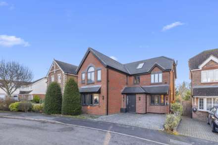 5 Bedroom Detached, Nimrod Close, St Albans, AL4