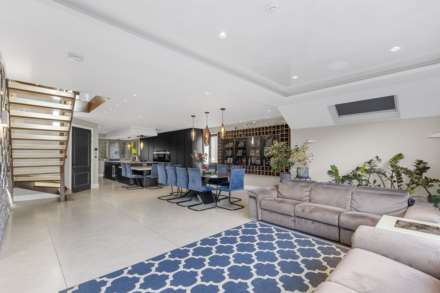 Nimrod Close, St Albans, AL4, Image 4