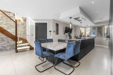 Nimrod Close, St Albans, AL4, Image 7
