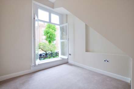 Adelaide Road, Chalk Farm, NW3, Image 7