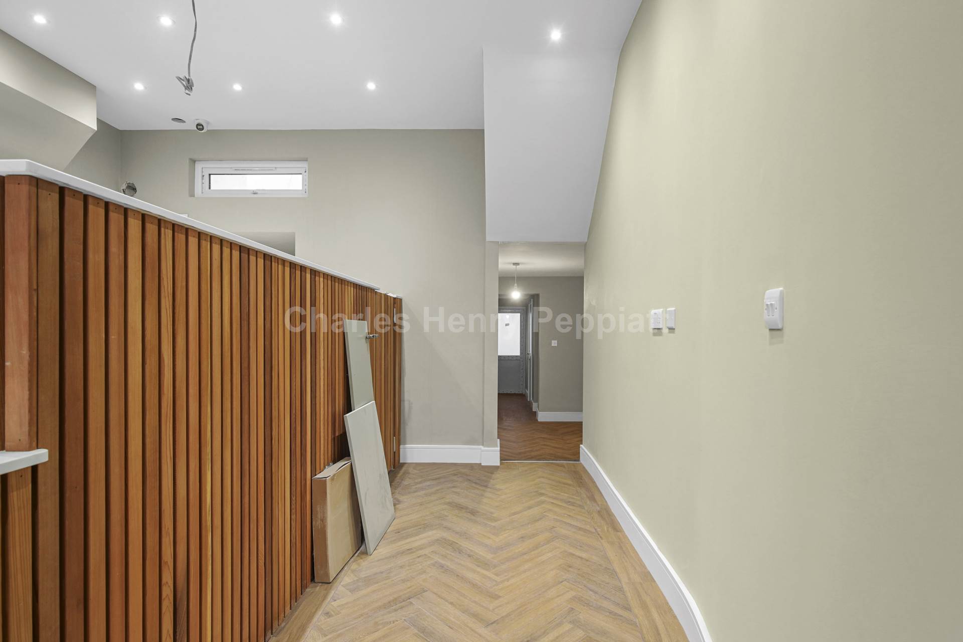 Whittington Road, Bowes Park, N22, Image 21