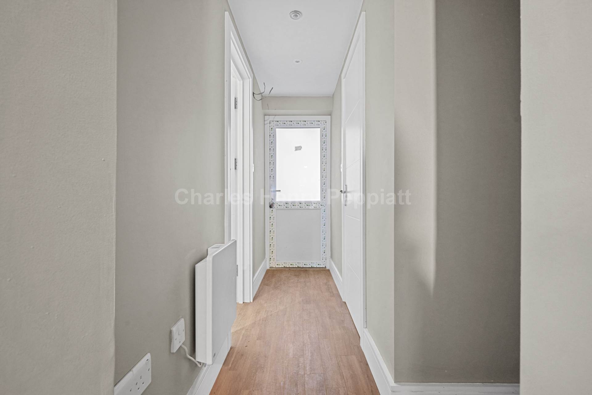 Whittington Road, Bowes Park, N22, Image 24