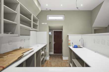 Whittington Road, Bowes Park, N22, Image 11