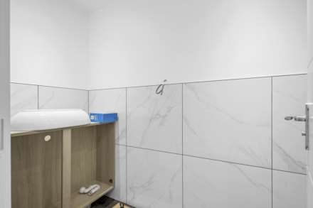 Whittington Road, Bowes Park, N22, Image 25