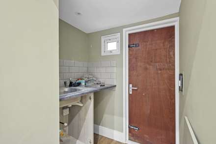 Whittington Road, Bowes Park, N22, Image 26