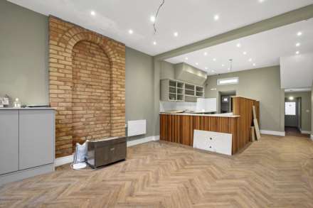 Whittington Road, Bowes Park, N22, Image 5