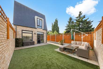 Hammond Close, High Barnet, EN5, Image 16