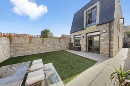 Hammond Close, High Barnet, EN5, Image 18