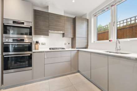 Hammond Close, High Barnet, EN5, Image 5